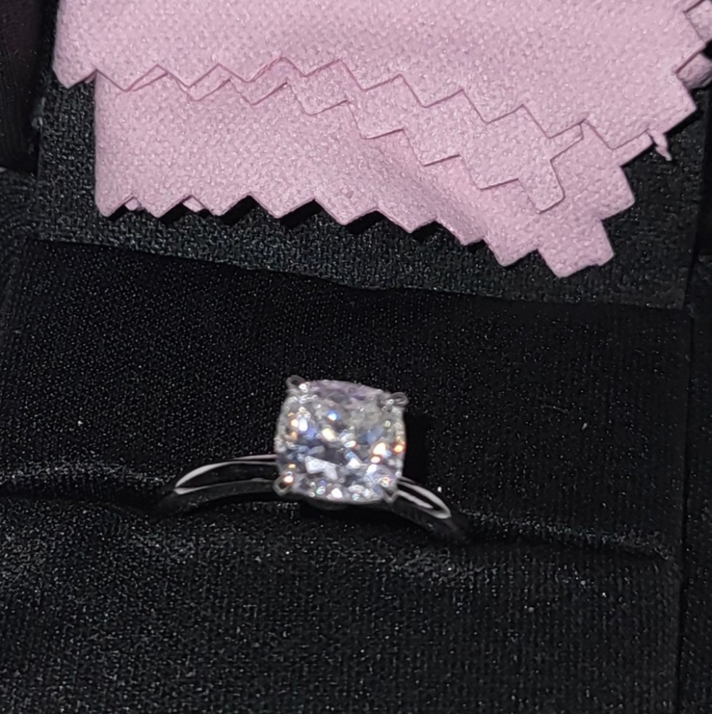 Cushion Cut 2ct Solitaire Moissanite 14k White Gold Vermeil Size 5.5 Ring - Picture 3 of 7